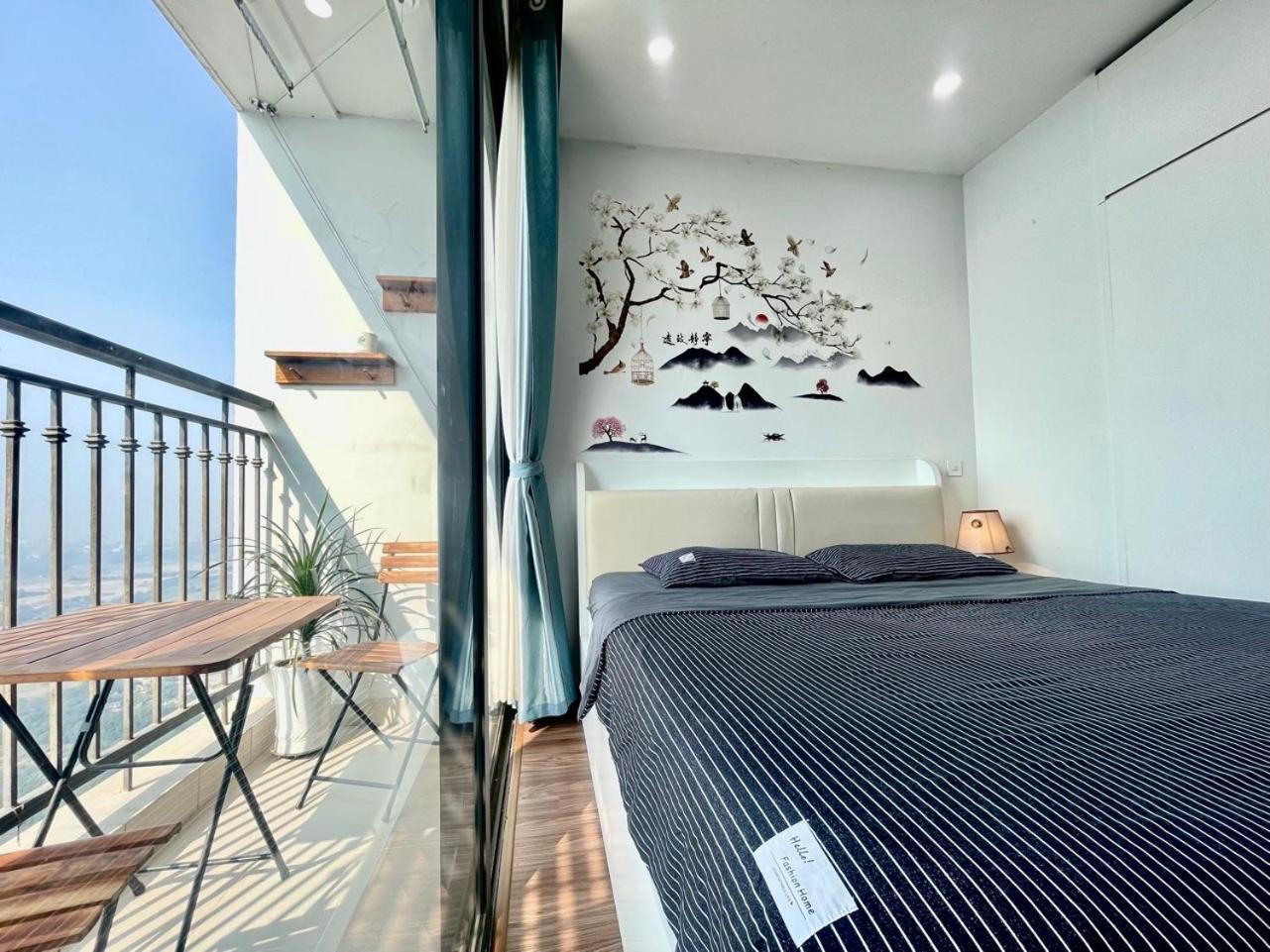 Vinhomes Bay Luxury Apartment *